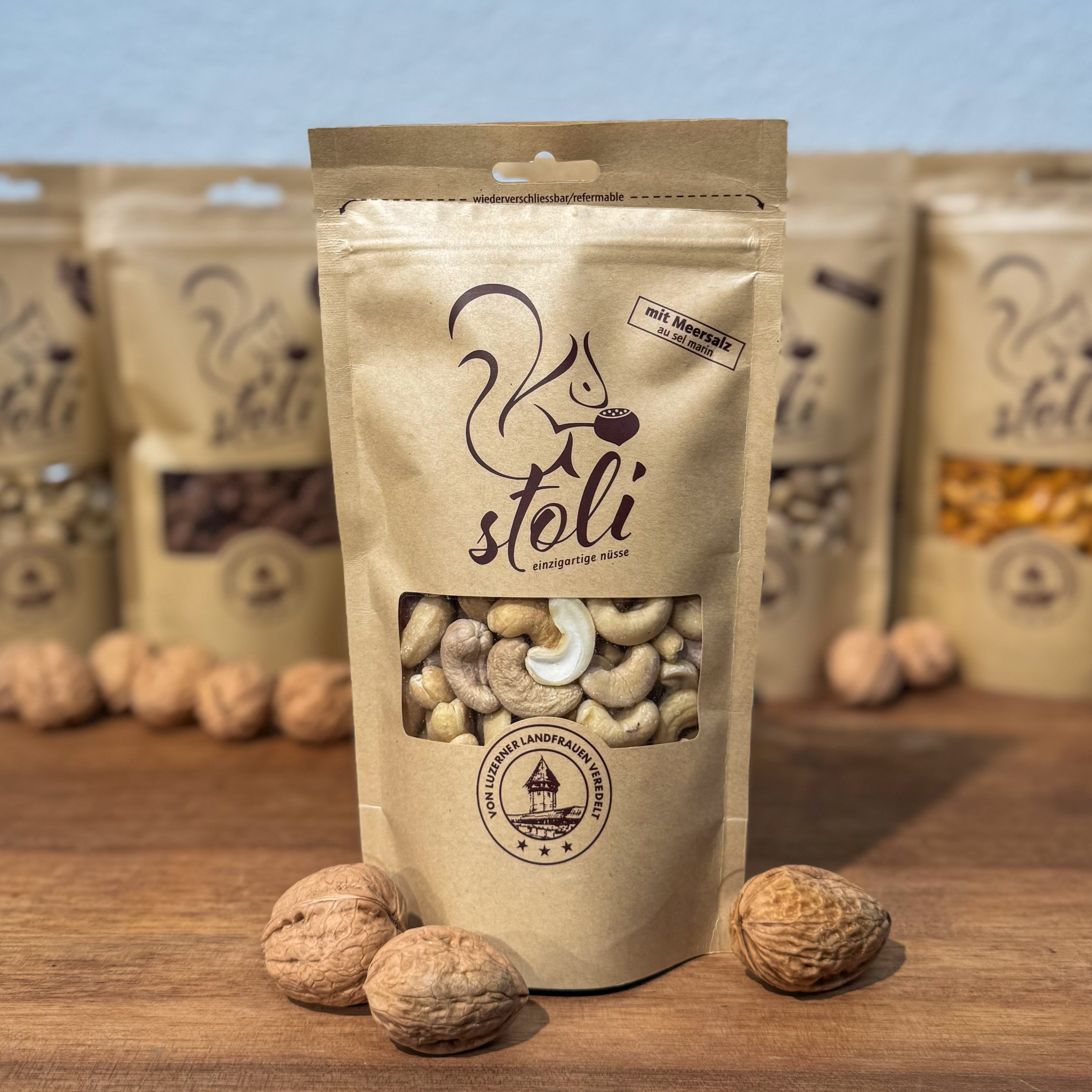 Stoli Nüsse